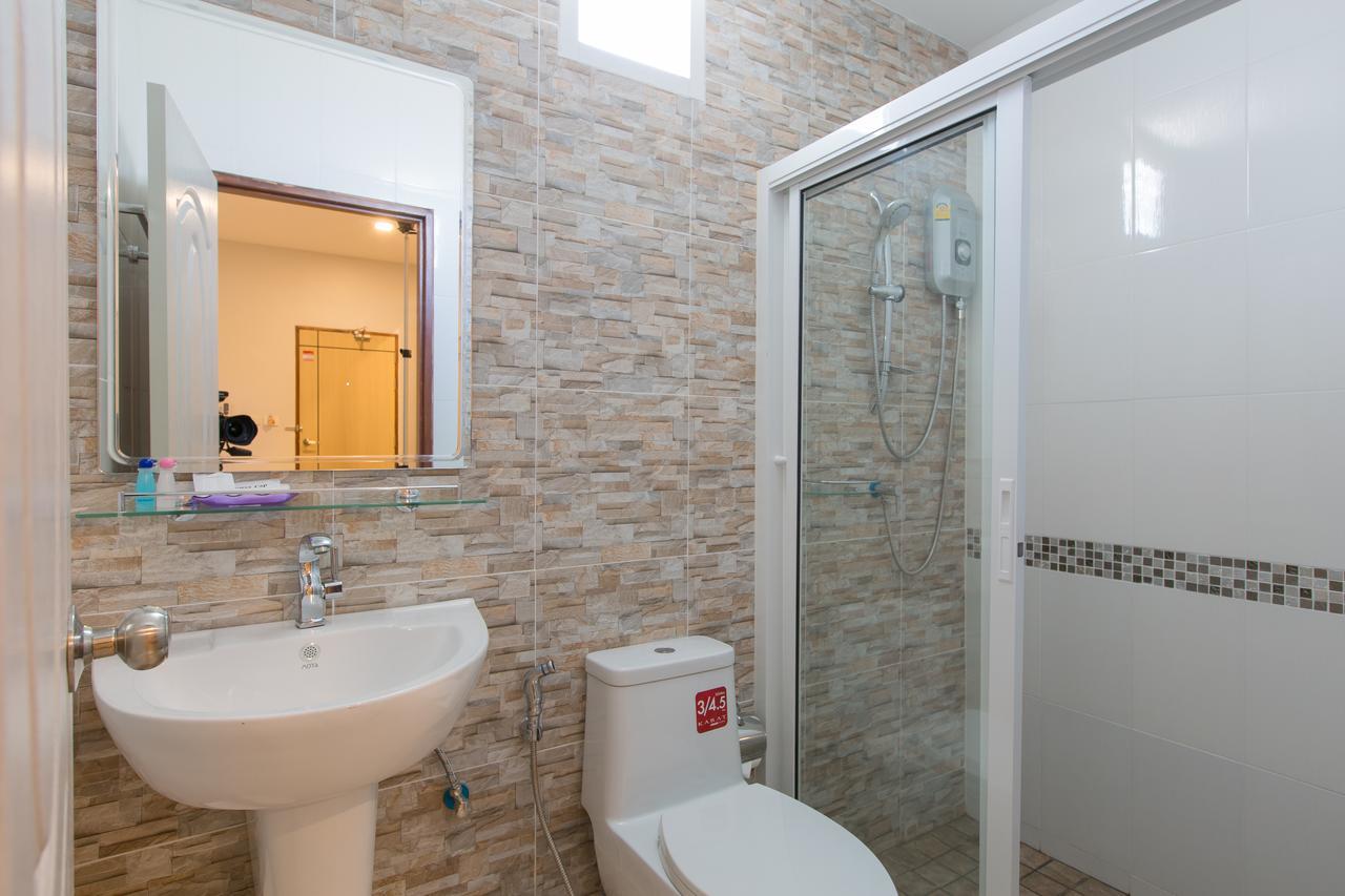 Phant At Thalang Service Apartment Екстер'єр фото