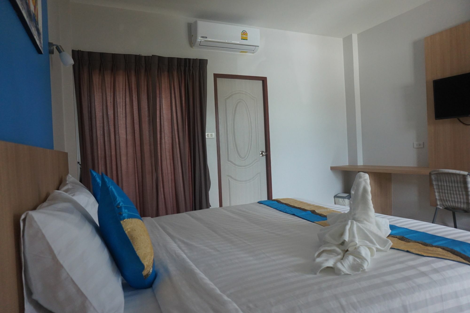 Phant At Thalang Service Apartment Екстер'єр фото